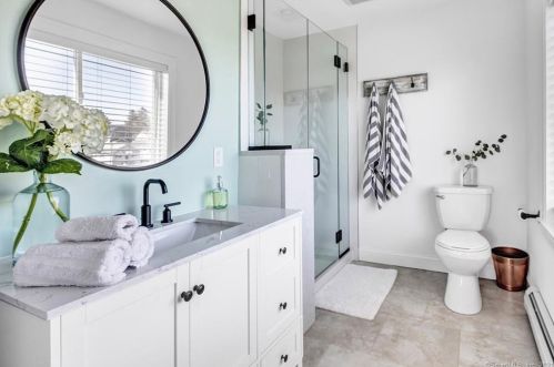 43 Morehouse Ave, Milford CT 06460 exterior