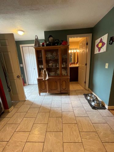 80 Modena Dr, Concord NH 03303-1553 exterior