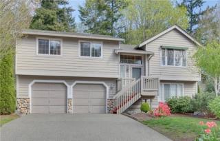 2212 Kennewick Pl, Seattle WA  98056-2295 exterior