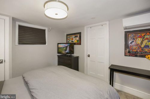 2334 Huidekoper Pl, Washington DC 20007-1827 exterior