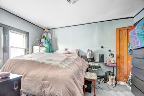 6037 Kenneth Ave, Chicago IL 60652-1108 exterior