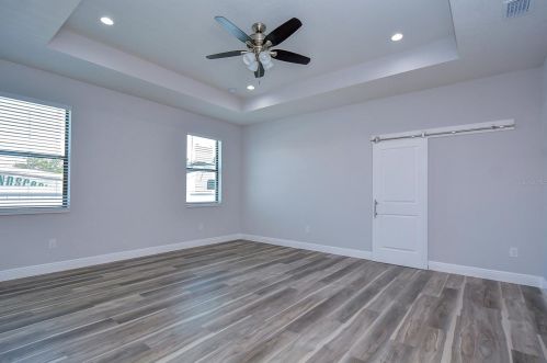 2710 Braddock St, Tampa FL  33607-6828 exterior