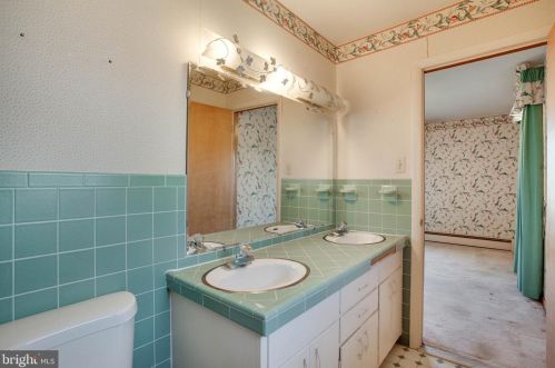 2535 Solomons Is Rd, Huntingtown MD 20639-8853 exterior