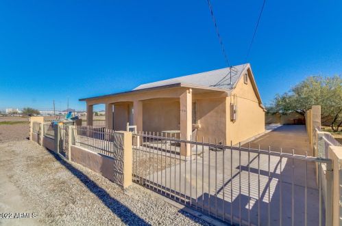 831 9th Pl, Phoenix, AZ 85034-4049