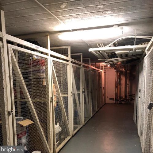 3314 28th St, Alexandria VA 22302-1334 exterior