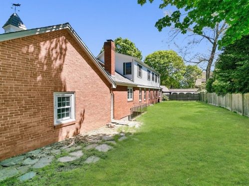 342 Beacon St, Boston MA exterior