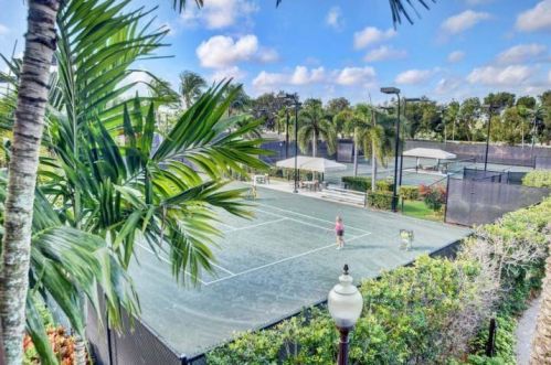 17894 Monte Vis Dr, Boca Raton FL 33496-1057 exterior