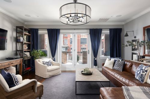 2941 Southport Ave, Chicago, IL 60657