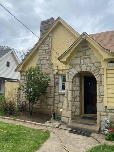 5222 Denton Dr, Dallas TX 75235-8306 exterior