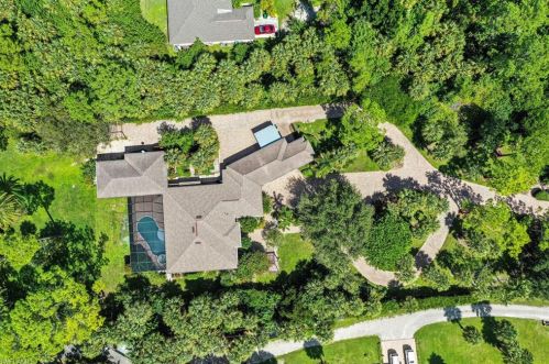 671 21 St, Naples FL 34120-1810 exterior