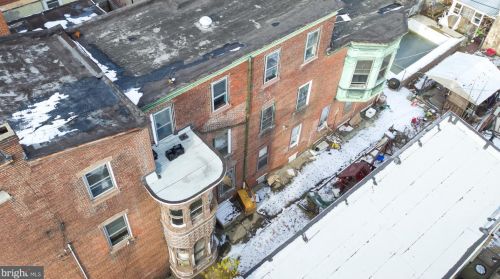 2209 Cumberland St, Philadelphia PA 19125-2204 exterior