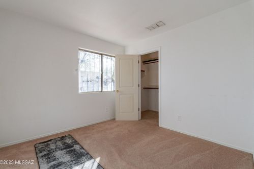 2944 Beck Dr, Tucson AZ  85730-3620 exterior