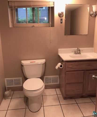 1825 Melrose Ave, Duluth MN 55803-2524 exterior