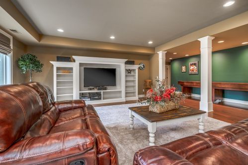 09222 23 1/2 St St, Gobles MI 49055-9253 exterior