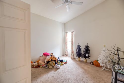 4451 Alsace Ave, Fort Pierce FL 34983-8337 exterior