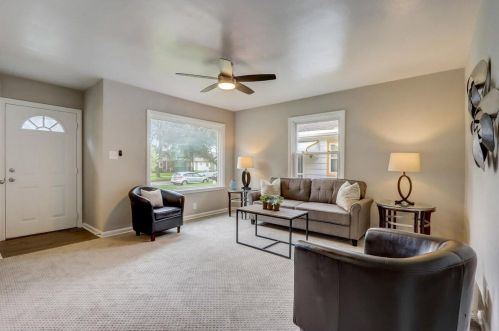 4322 89, Milwaukee WI 53228-2812 exterior