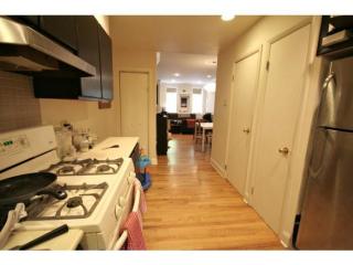 2006 Brandywine St, Philadelphia PA  19130-3205 exterior