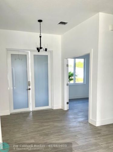 1262 Santiago Ave, Fort Pierce, FL 34953-5032