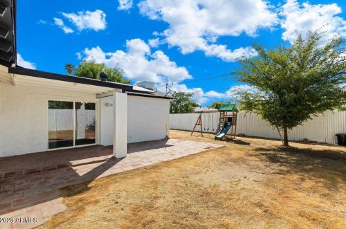 1133 Alice Ave, Phoenix AZ  85020-3214 exterior