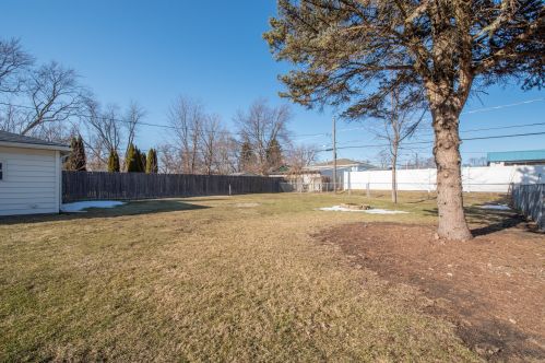 2214 Parkrose Ave, Joliet IL 60403-1807 exterior