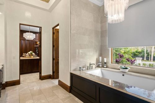 2621 Dundee St, Tampa FL  33629-7516 exterior