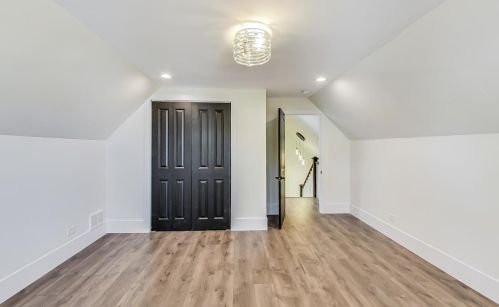 5043 Ainslie St, Chicago IL  60630-2302 exterior