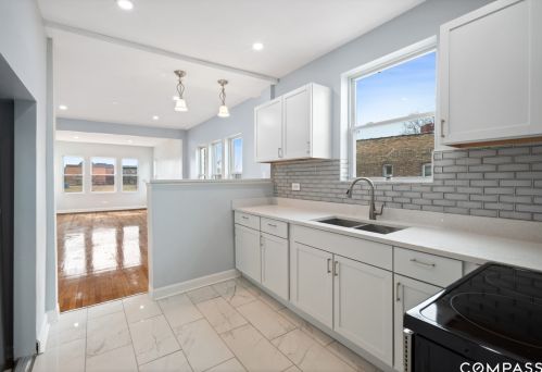 310 109th St, Chicago IL  60628-3310 exterior