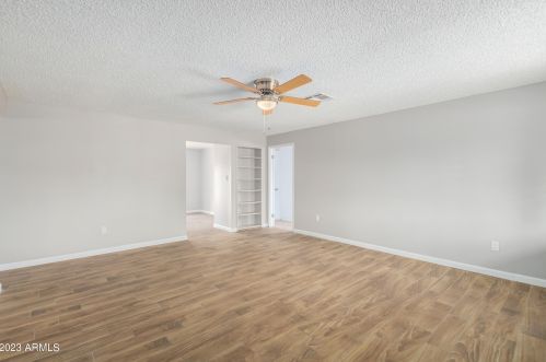 1636 61 St, Phoenix AZ 85033-1714 exterior