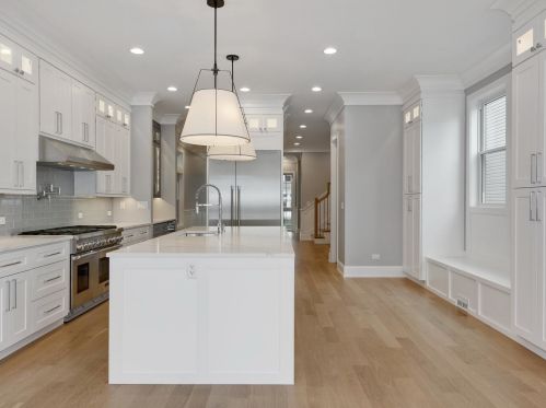 2654 Cortland St, Chicago IL 60647-4837 exterior