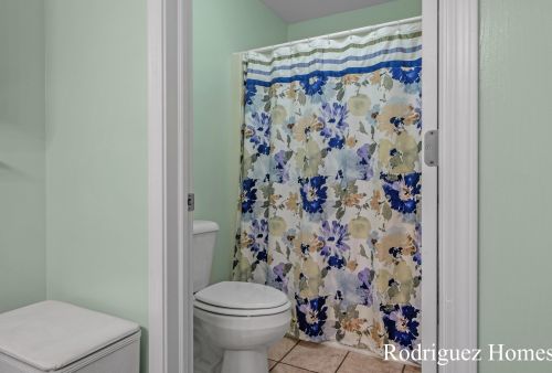 3905 Pemberton Dr, Grand Rapids MI 49508-8894 exterior