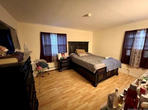 48 Cedar Crst Pl, Norwalk CT 06854-1401 exterior