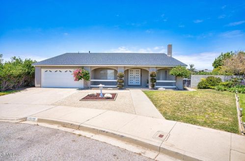 1540 Joanne Ct, Oxnard, CA 93030-3248