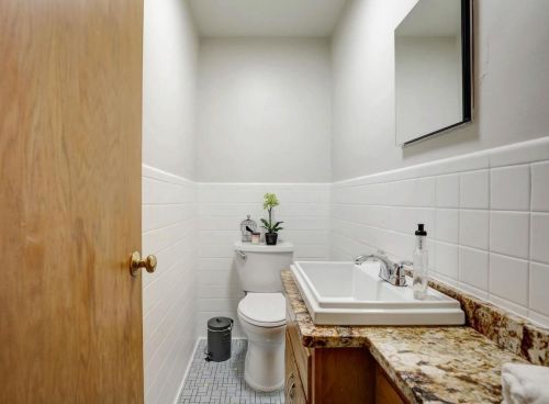 4510 Odana Rd, Madison WI  53711-1445 exterior