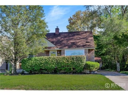 735 Marias Ave, Clawson, MI 48017-1858