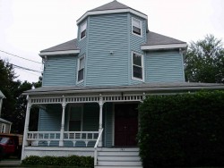 141 Crafts St, Newton, MA 02460-1448
