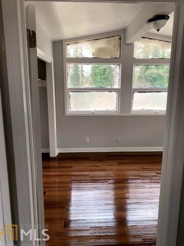 675 Albert St, Atlanta GA  30318-6113 exterior