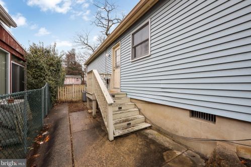 43 4 Ave, Runnemede NJ 08078-1411 exterior