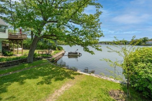 6 Davis Way, Worcester MA 01604-1314 exterior