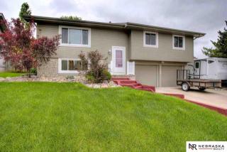 7125 Joyce St, Omaha, NE 68138-5929