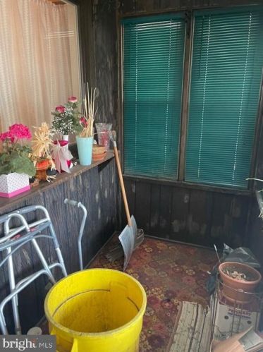 858 Roebling Ave, Trenton, NJ 08611-1024