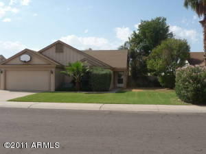 675 Manor Dr, Chandler, AZ 85225-8440