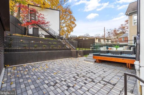 5416 Nevada Ave, Washington DC  20015-1728 exterior