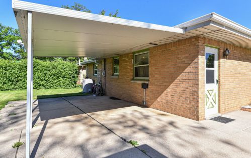 6319 Armour Ave, Milwaukee WI  53220-3911 exterior