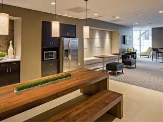 68 Exeter St, Boston MA  02116 exterior