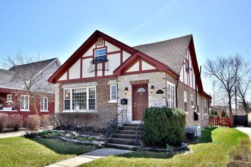 468 Montrose Ave, Elmhurst, IL 60126-3761