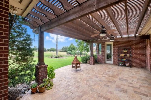 4715 Wentworth Dr, Fulshear TX 77441-4227 exterior