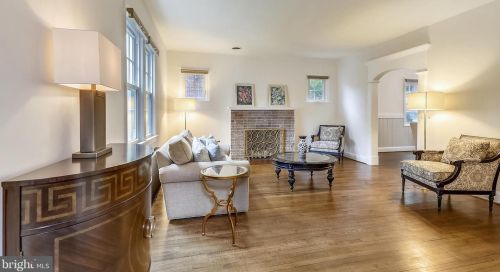 7426 Piney Branch Rd, Silver Spring MD 20901-4352 exterior