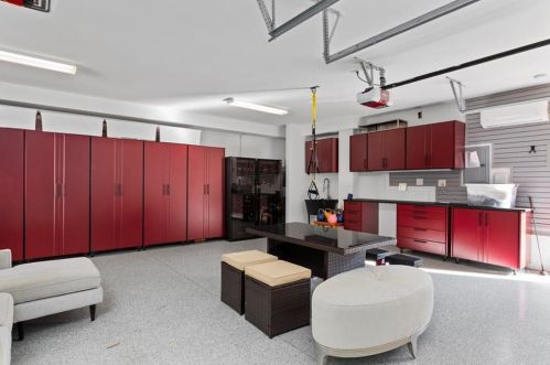 467 Burlington Rd, Atlanta GA 30307-1106 exterior