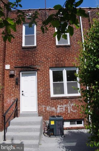 1164 Collings Rd, Camden NJ  08104-3006 exterior