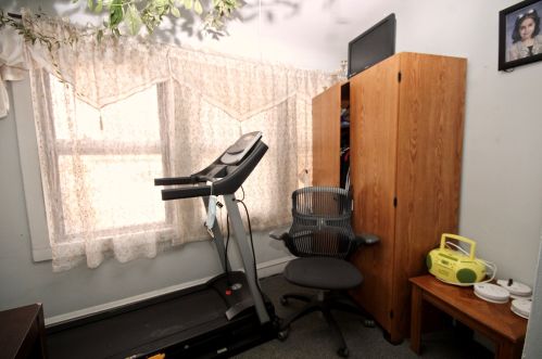 3219 Keeler Ave, Chicago IL 60652-3613 exterior